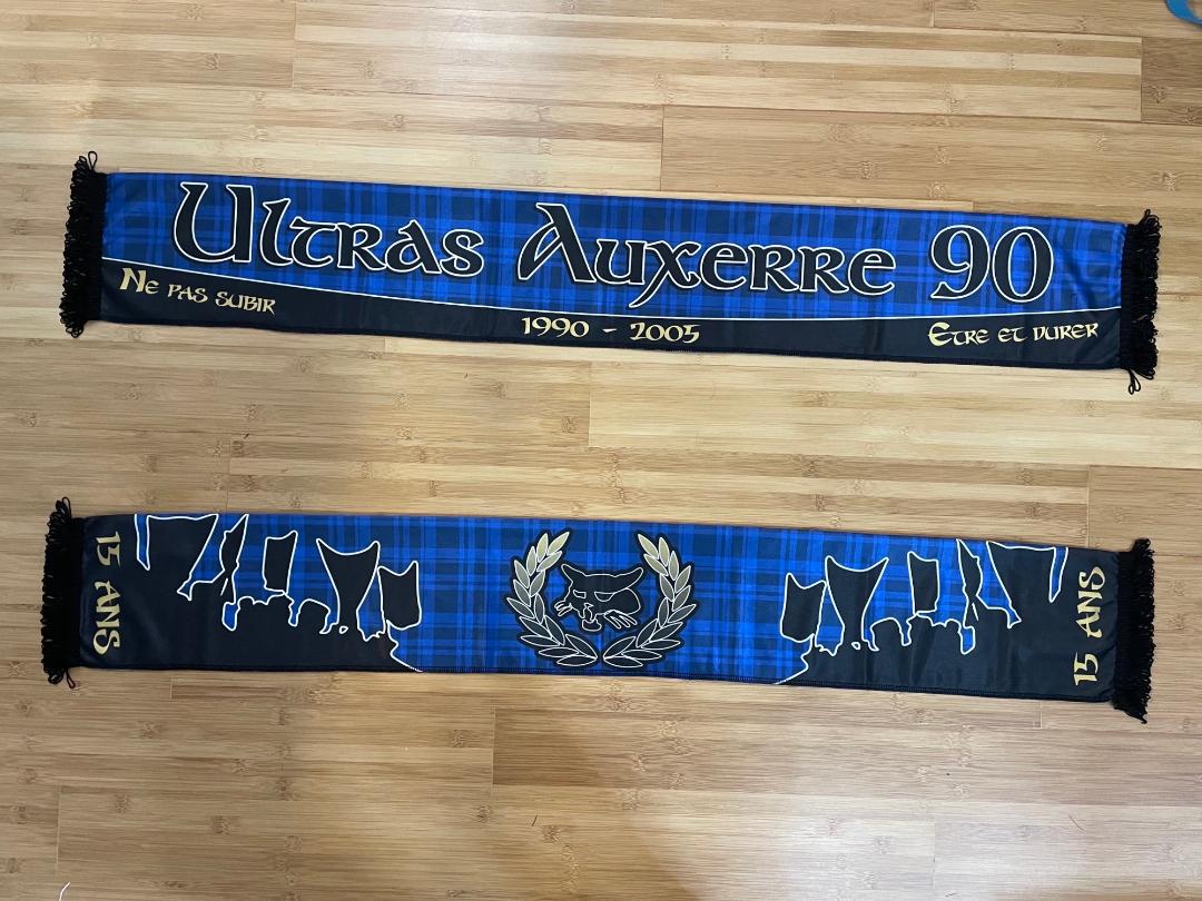 AJ Auxerre - 04 - ULTRAS AUXERRE 90 - 15 ANS