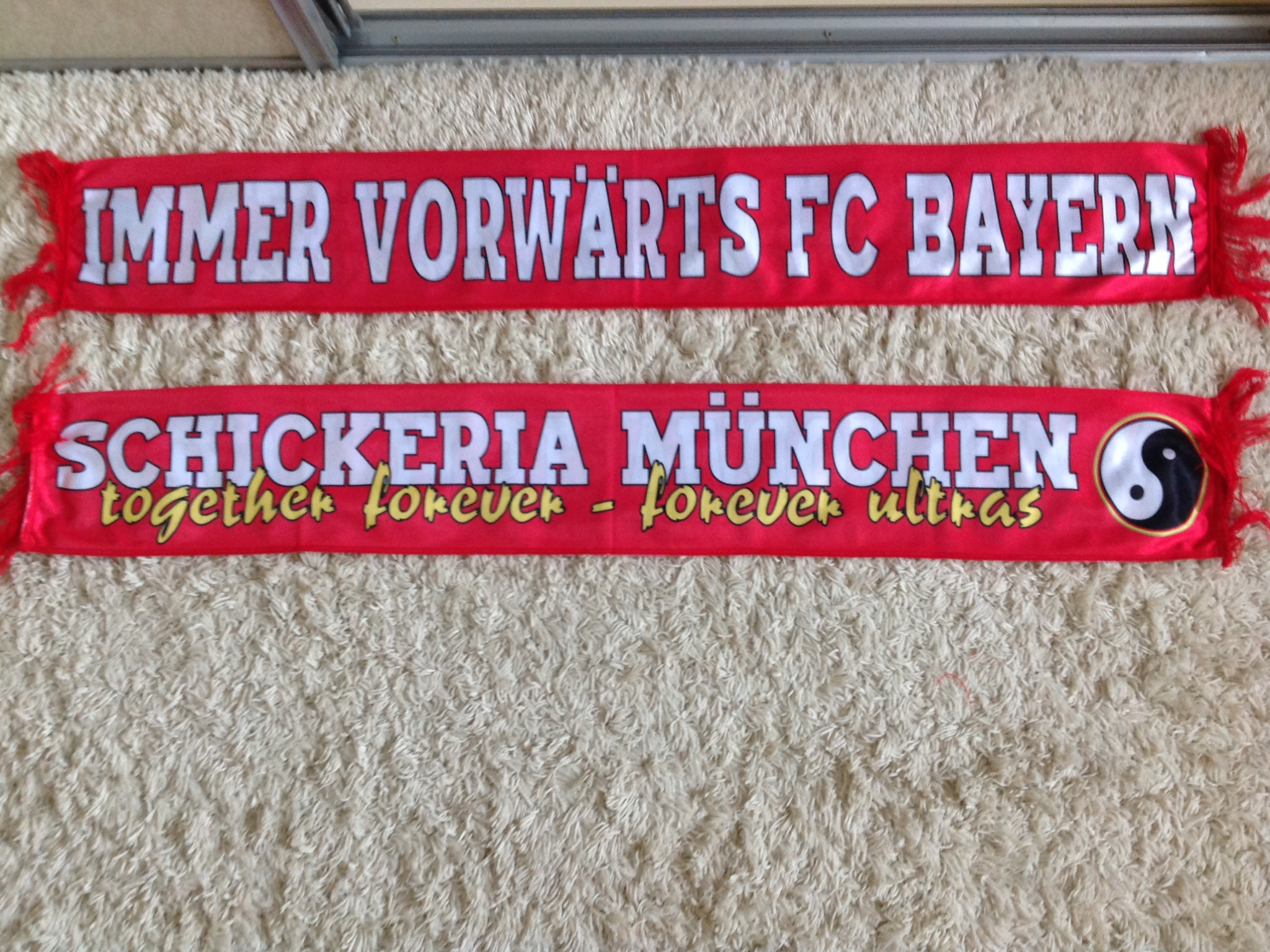 FC Bayern Munich - 33 - SCHICKERIA MUNCHEN / IMMER VORWARTS FC BAYERN