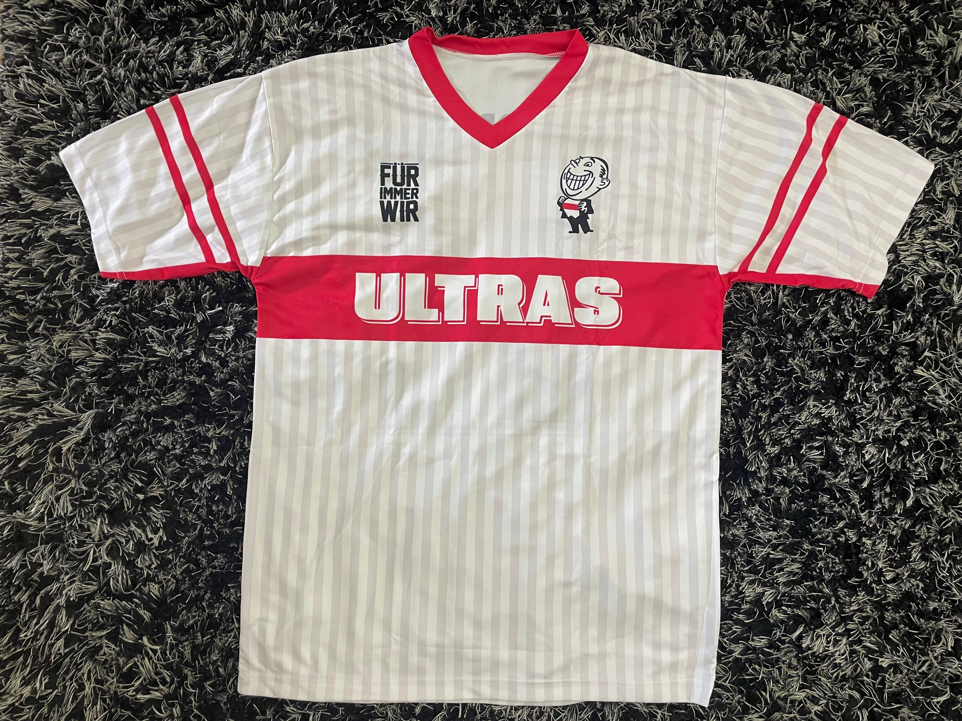 VfB Stuttgart - jersey - XL size