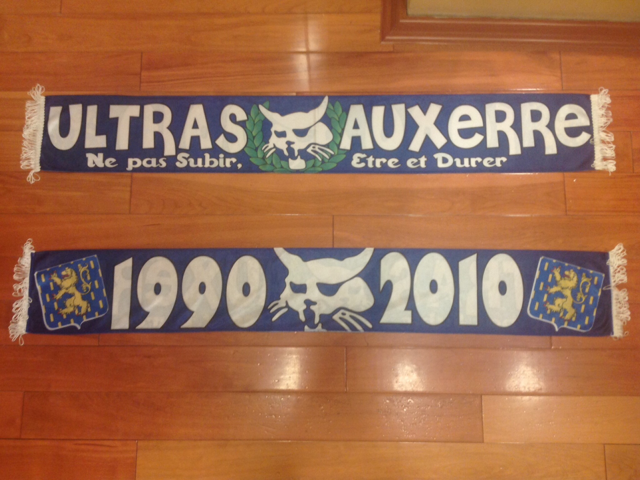 AJ Auxerre - 03 - ULTRAS AUXERRE / 1900-2010