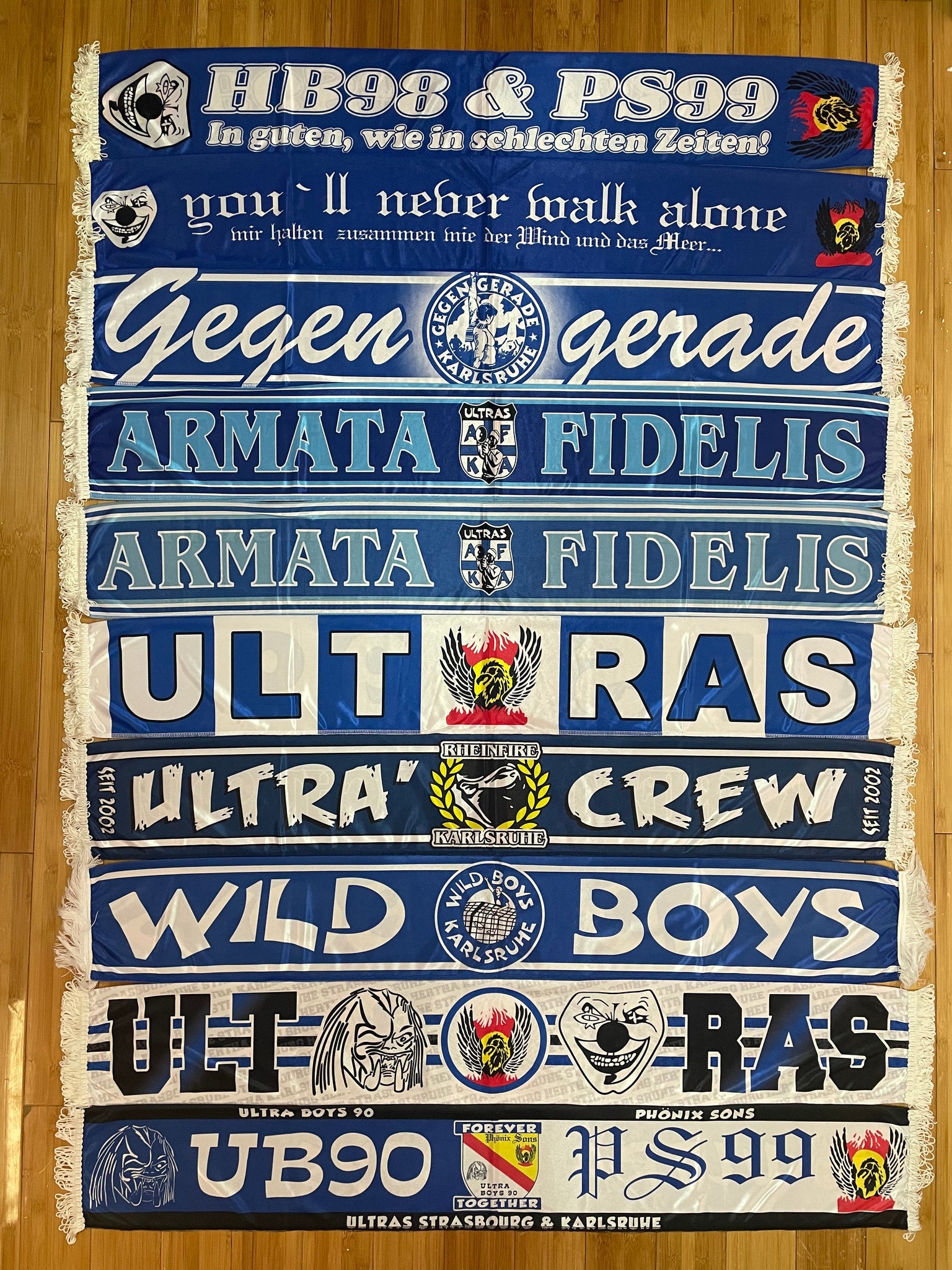 Karlsruher SC - 10 seidenschals 😁