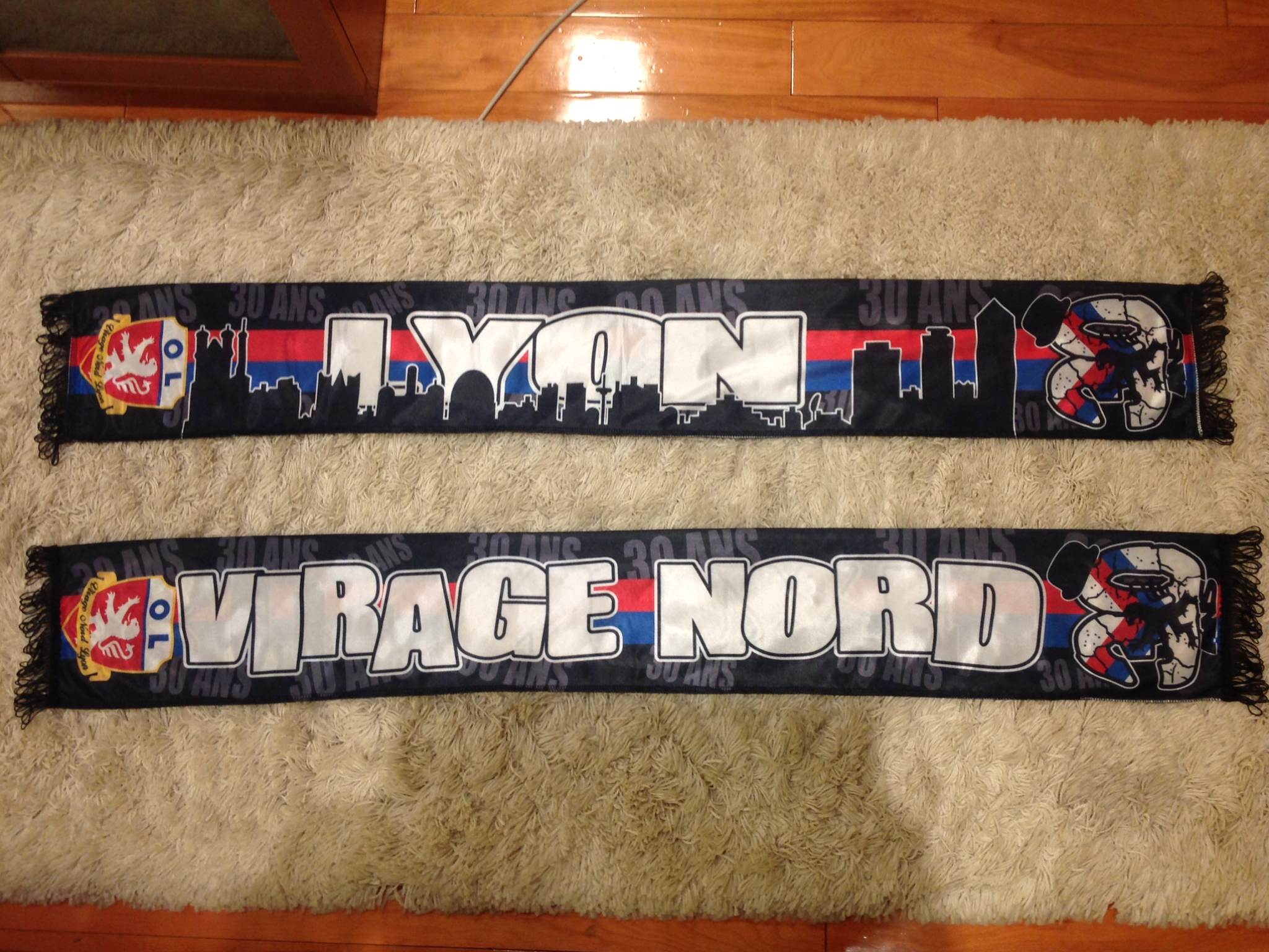 Olympique Lyonnais - 12 - BAD GONES 30 ans / VIRAGE NORD