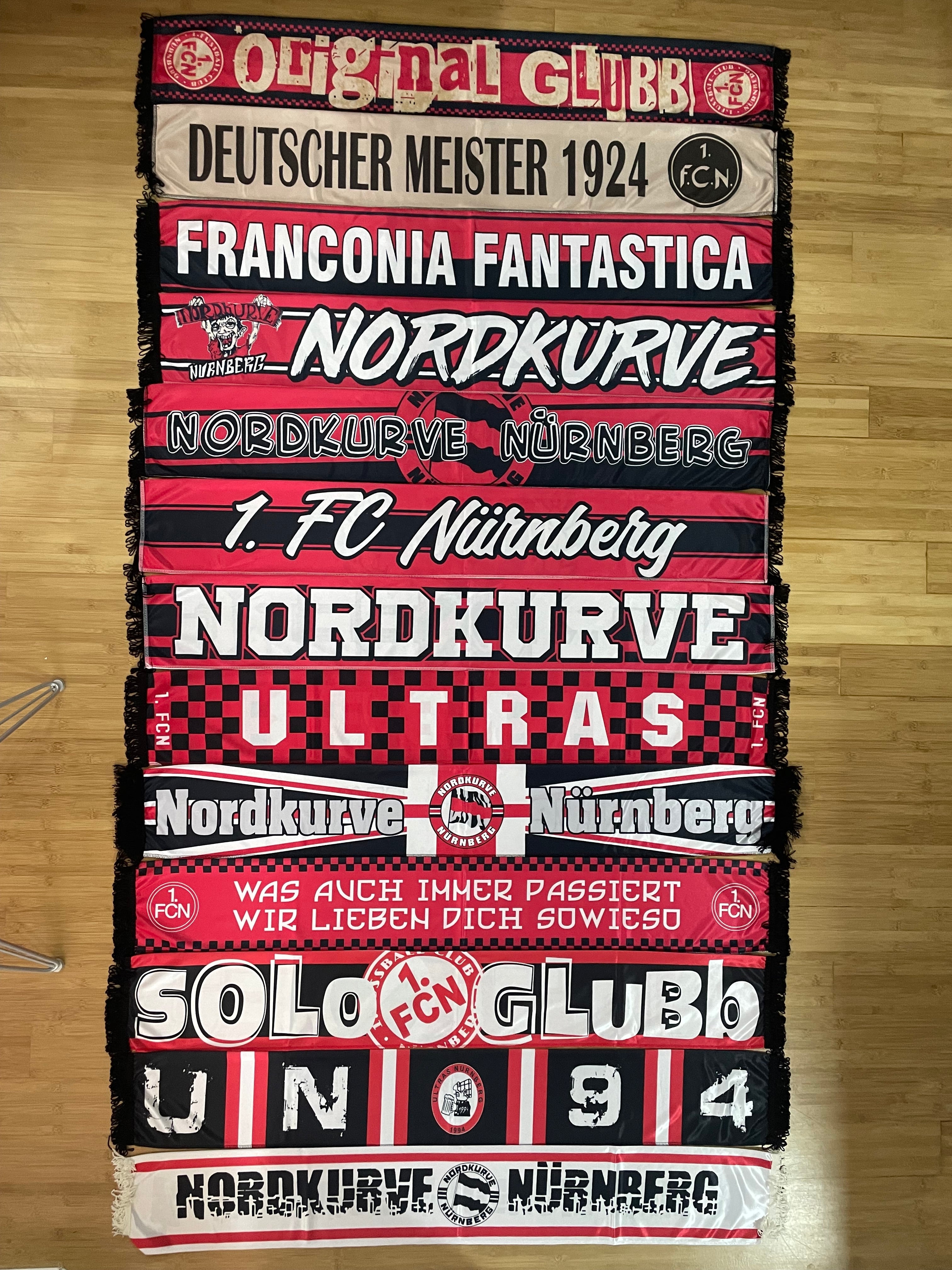 1. FC Nürnberg - 13 seidenschals 😜