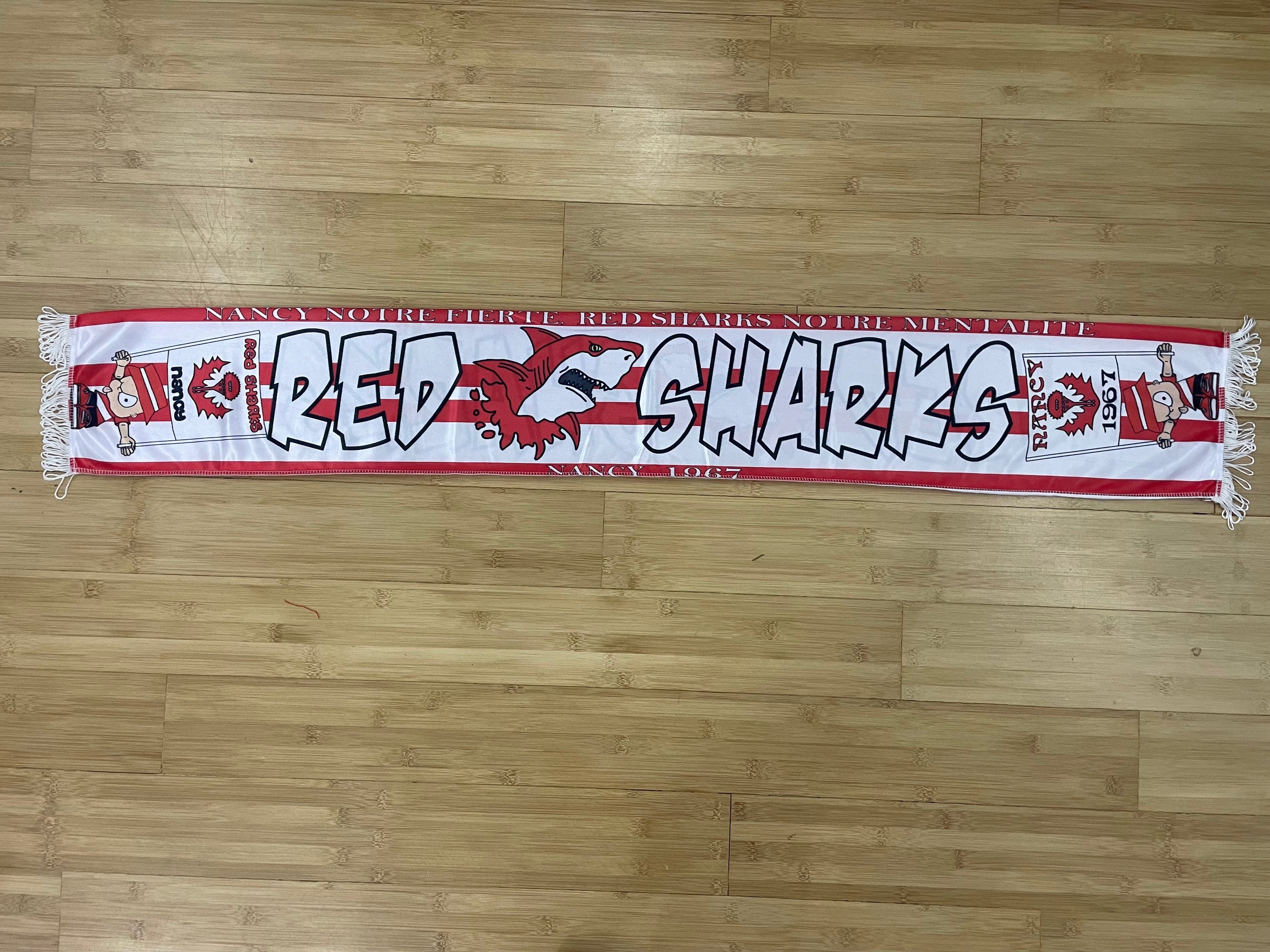 AS NANCY LORRAINE
 - NANCY 06 - RED SHARKS